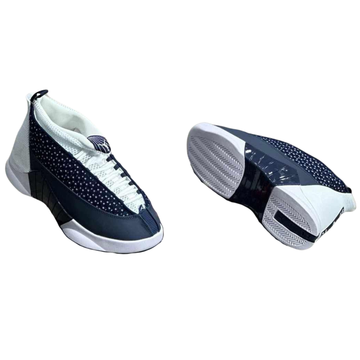 Zapatillas Jordan para Hombre: Tu Guía Definitiva de Compra en Onlineshoppingcenterg Si estás buscando zapatillas Jordan para hombre, has llegado al lugar indicado. En Onlineshoppingcenterg, sabemos lo importantes que son estas zapatillas para los amantes del baloncesto y la moda urbana. Este artículo está diseñado para ayudarte a encontrar el par perfecto de zapatillas Jordan originales al mejor precio.  ¿Por Qué Elegir Zapatillas Jordan para Hombre? Las zapatillas Jordan para hombre no son solo un calzado, sino una declaración de estilo y comodidad. Diseñadas por Nike y popularizadas por el legendario Michael Jordan, estas zapatillas ofrecen un rendimiento excepcional en la cancha y un diseño icónico fuera de ella. Ya sea que busques zapatillas Jordan Retro 4 o los modelos más recientes, en Onlineshoppingcenterg encontrarás una amplia selección de opciones.  Beneficios de las Zapatillas Jordan O Calidad Inigualable: Las zapatillas Jordan están hechas con materiales de alta calidad que garantizan durabilidad y confort. Diseño Icónico: Con su diseño único y el icónico logo Jumpman, estas zapatillas te permiten destacar dondequiera que vayas. Versatilidad: Perfectas para jugar al baloncesto o para completar un look casual, las zapatillas Jordan hombre se adaptan a cualquier ocasión. Cómo Elegir las Mejores Zapatillas Jordan para Hombre Al comprar zapatillas Jordan para hombre, es crucial considerar varios factores para asegurarte de que estás obteniendo el mejor producto para tus necesidades.